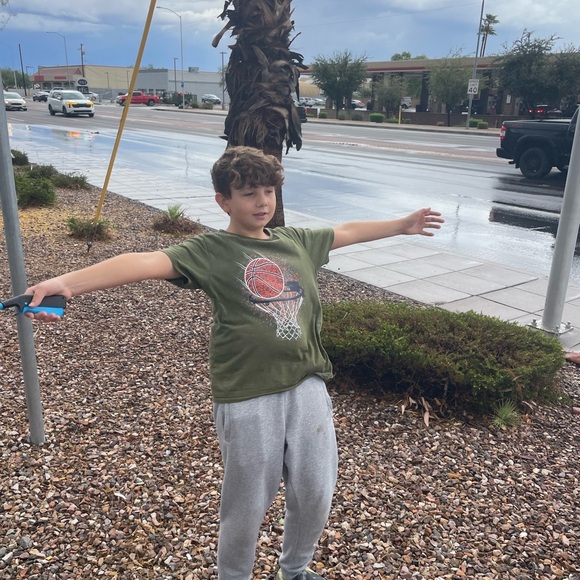 Meet your Posher, Bob - Picture 10 of 15